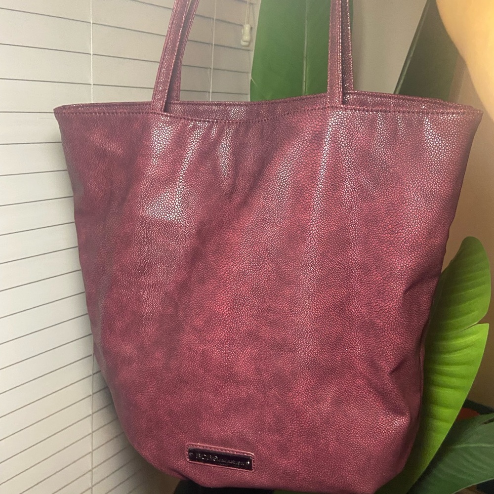 BCBG Generation Elegant Burgundy leather Tote Bag